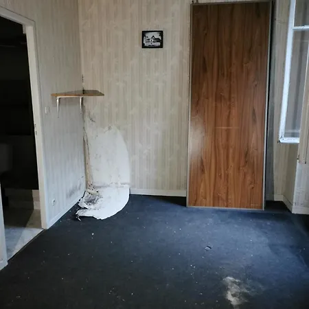 Apartamento De La Fontaine Chaude - Classe 2 Etoiles - Centre Historique *